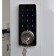 Fechadura Eletrônica Ébano E200 – Senha, Cartão e Chave (Porta Pivotante com Puxador)